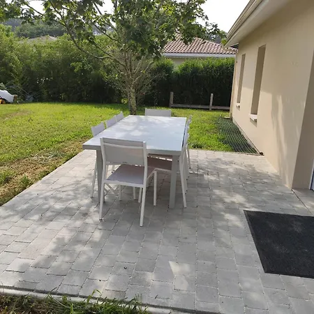 Nyaraló 2 Maisons De 3 Et 2 Avec Grande Piscine Commune