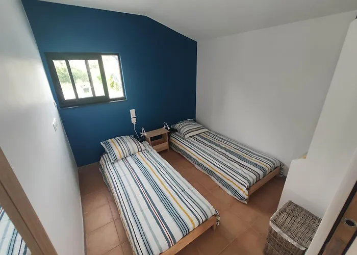 2 Maisons De 3 Et 2 Avec Grande Piscine Commune 度假居